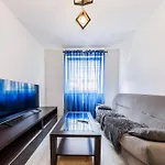 Cozy New Town Apartment- City Centre Rzeszow