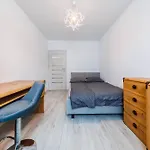 Cozy New Town Apartment- City Centre Rzeszow